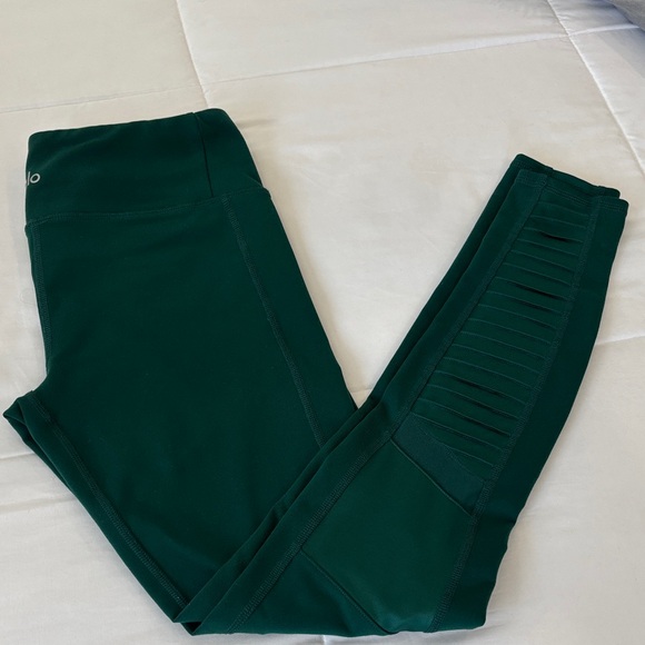 ALO Yoga Pants - ALO Yoga Green Leggings